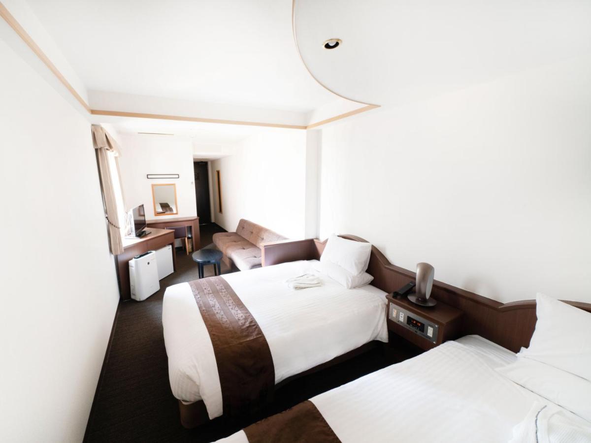 Toyo Hotel Fukuoka  Eksteriør billede
