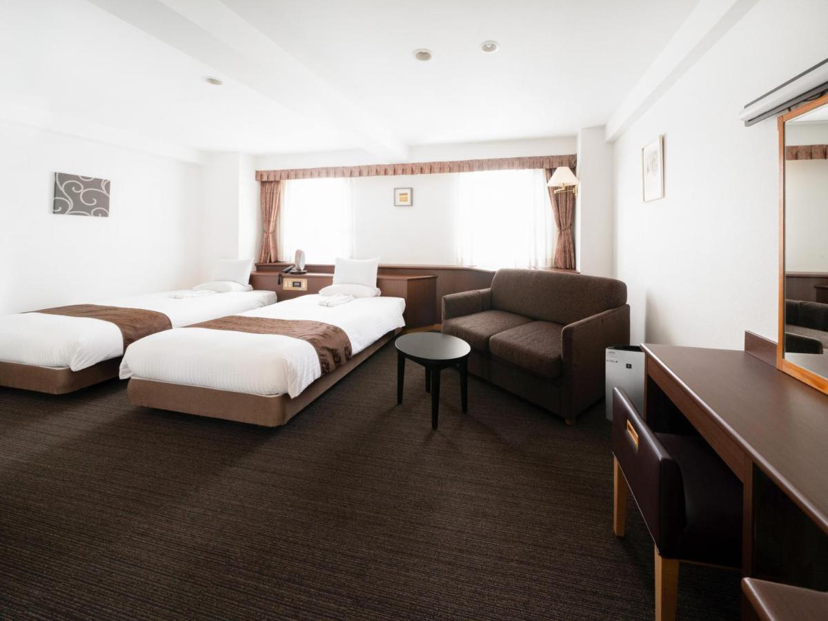 Toyo Hotel Fukuoka  Eksteriør billede