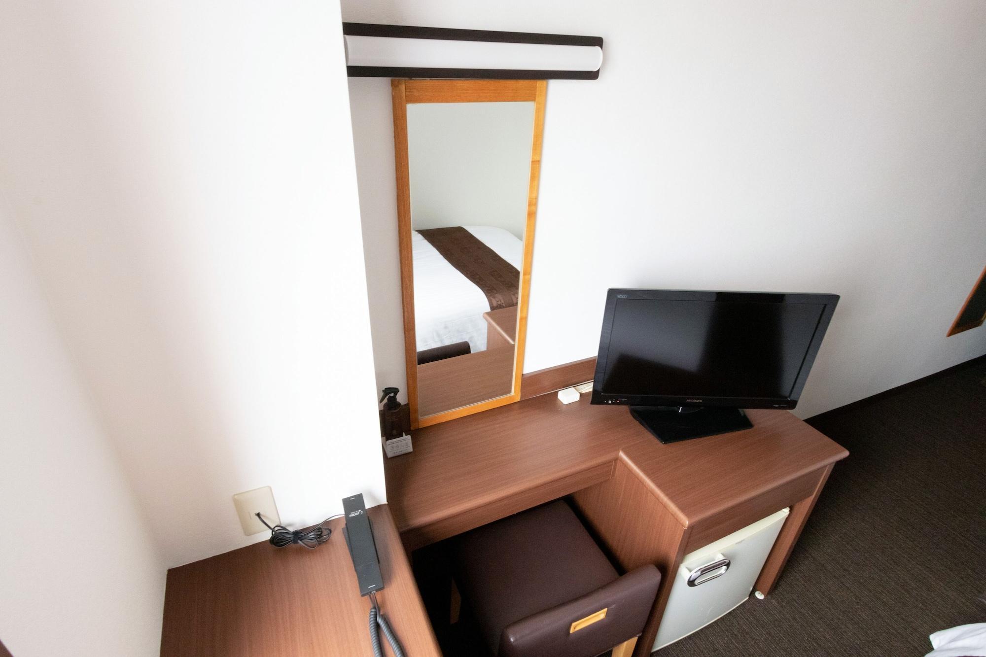 Toyo Hotel Fukuoka  Eksteriør billede