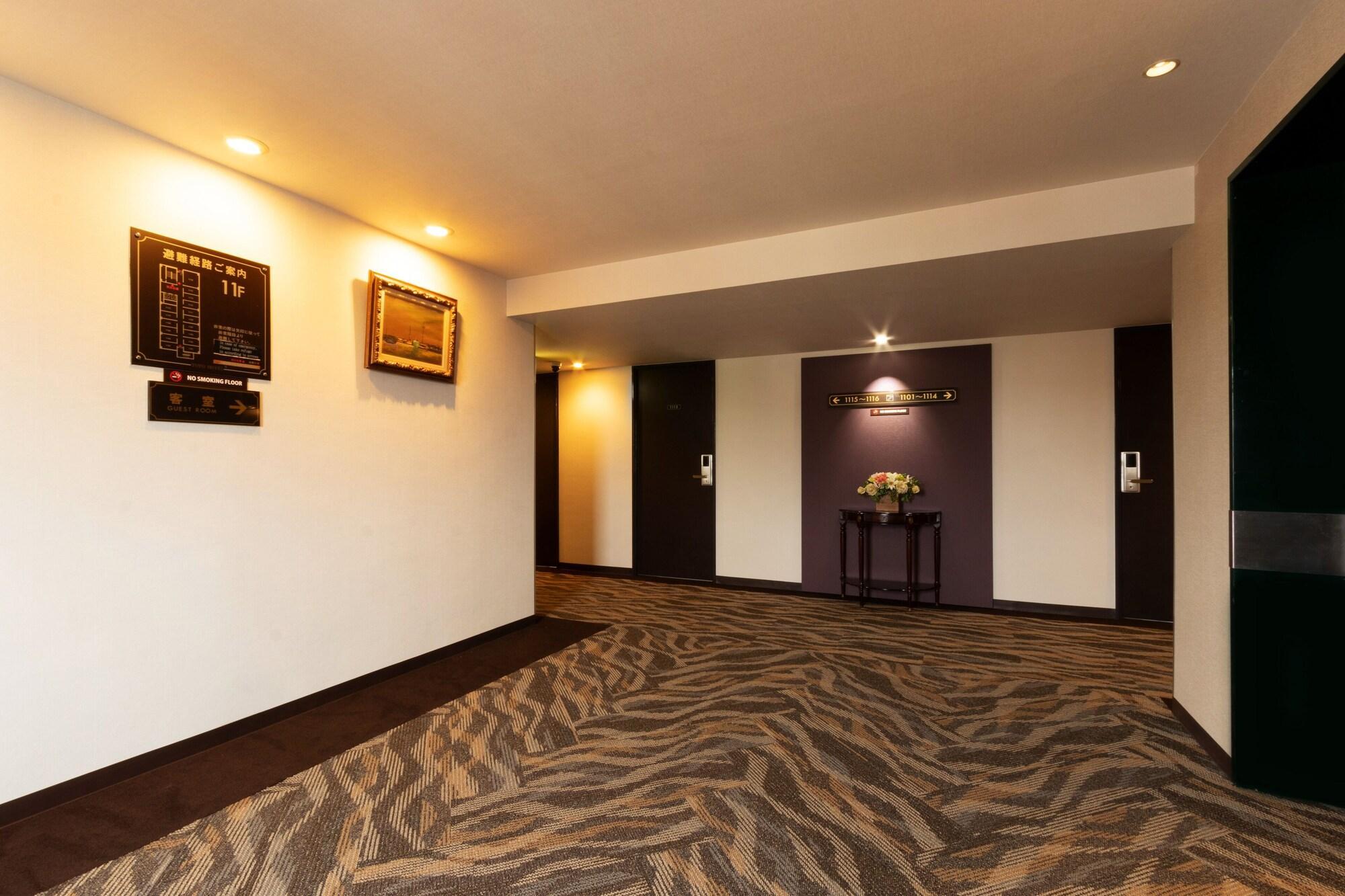 Toyo Hotel Fukuoka  Eksteriør billede