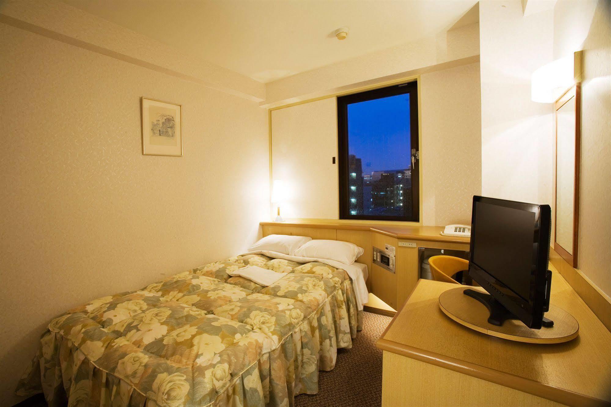 Toyo Hotel Fukuoka  Eksteriør billede